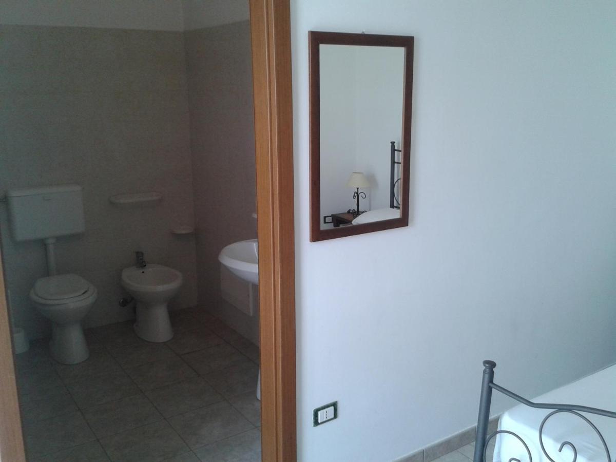 Azienda Agrituristica B&B La Torre Vignacastrisi Extérieur photo